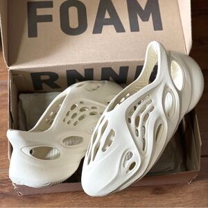 Yeezy roam runners sand